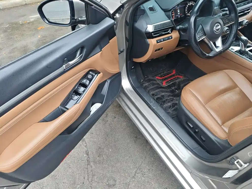 Nissan Teana — миниатюра 12