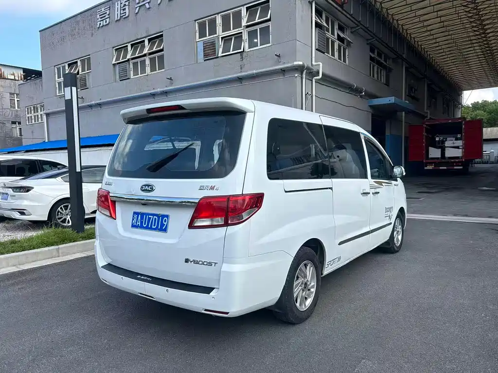 JAC Refine Refine M4 — миниатюра 10