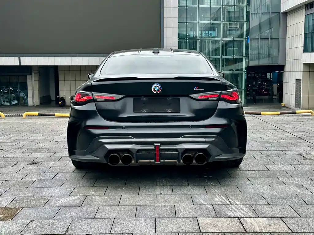 BMW M4 — миниатюра 5