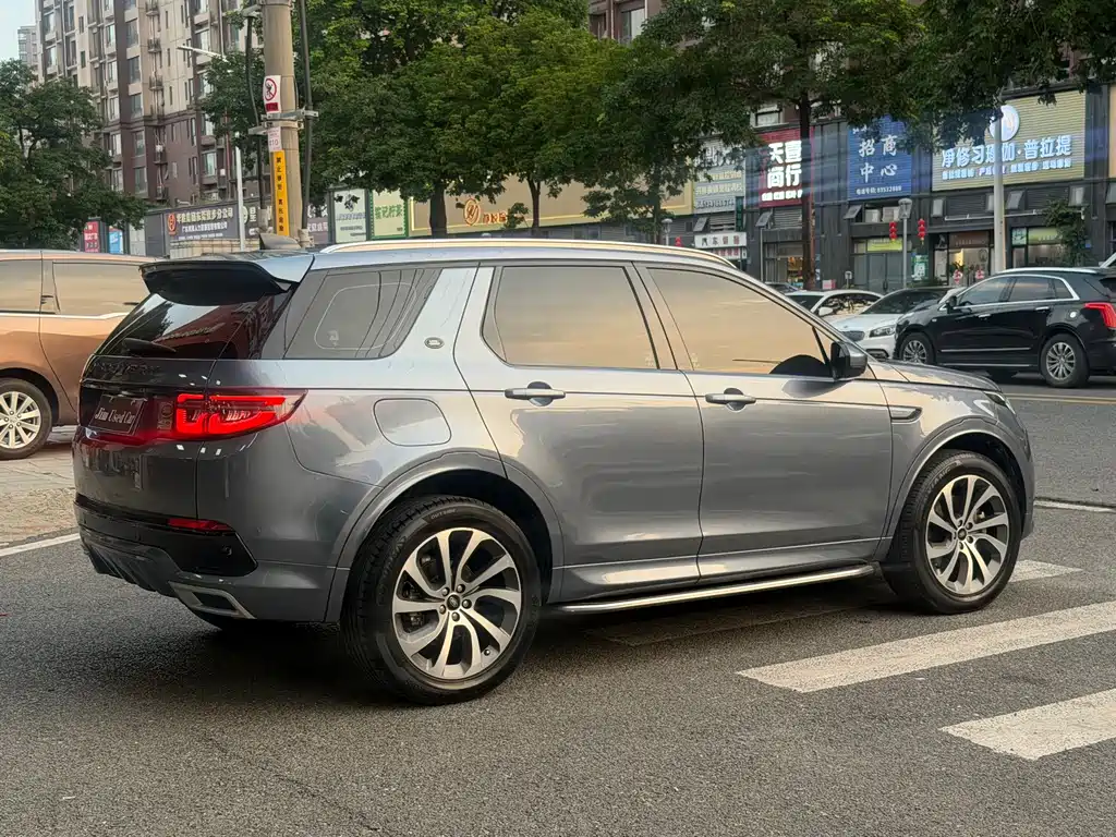 Land Rover Discovery Sport — миниатюра 7