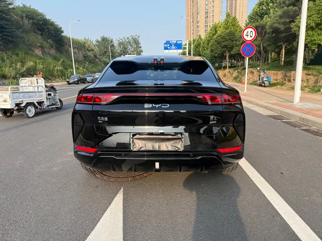 BYD Song L EV L EV 2025 Smart Drive 662km