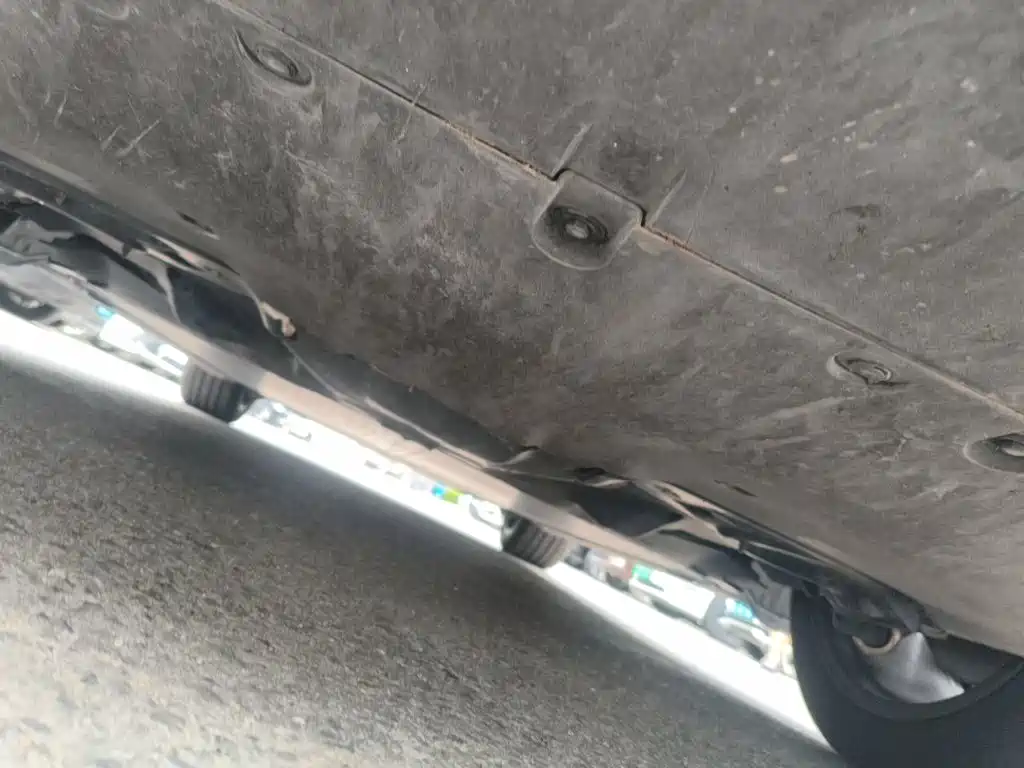 Tesla Model Y — миниатюра 23