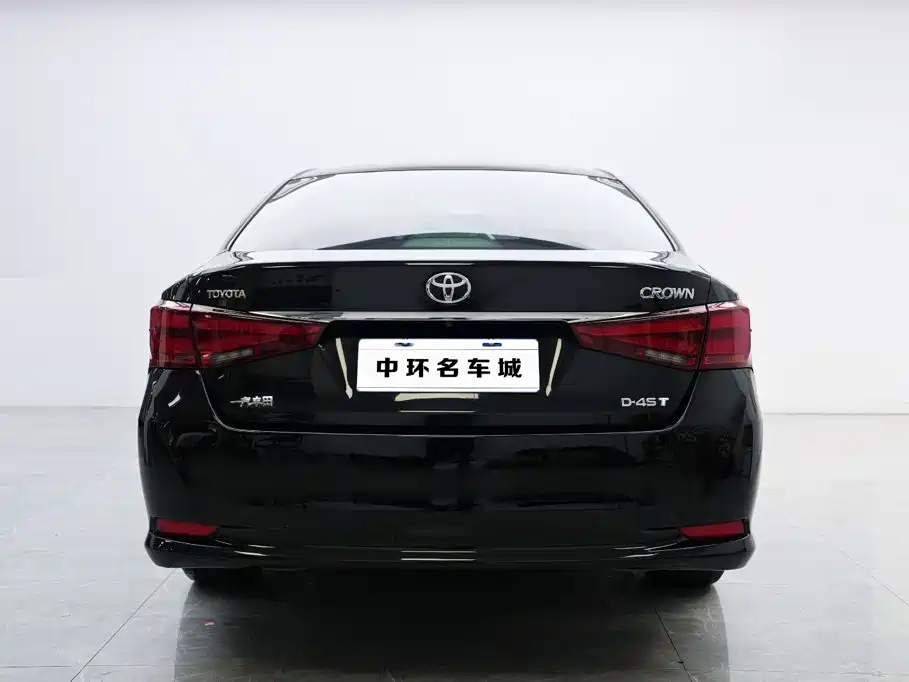 Toyota Crown — миниатюра 16