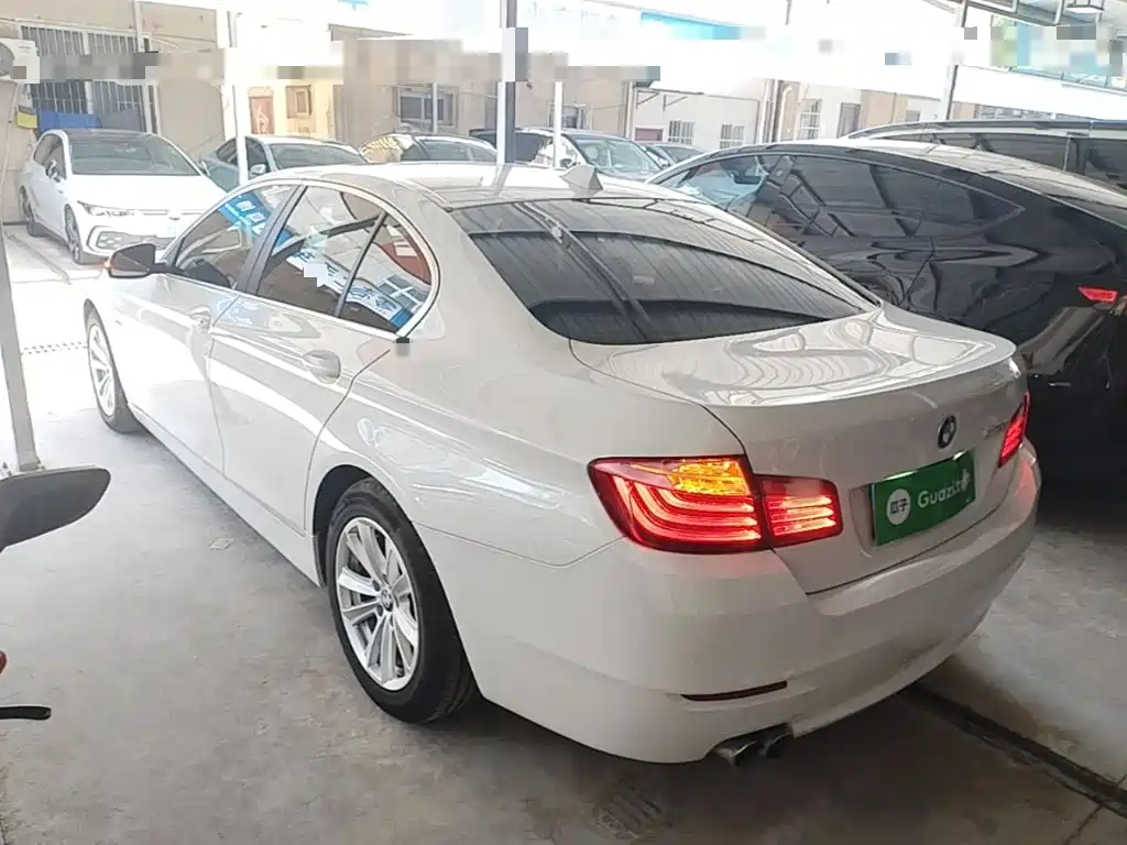 BMW 5 Series (Import) — миниатюра 5