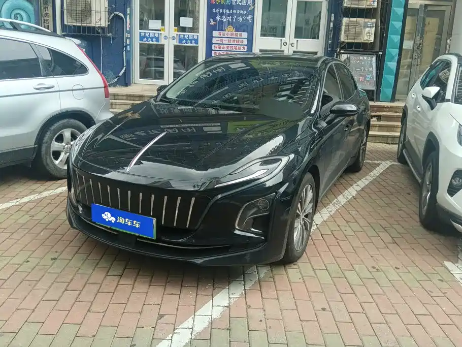 Hongqi Hongqi E-QM5