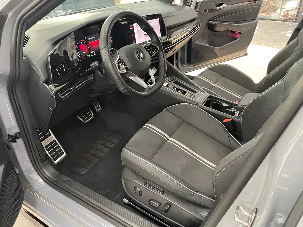 Volkswagen Golf 2023 280TSI DSG R-Line Lite