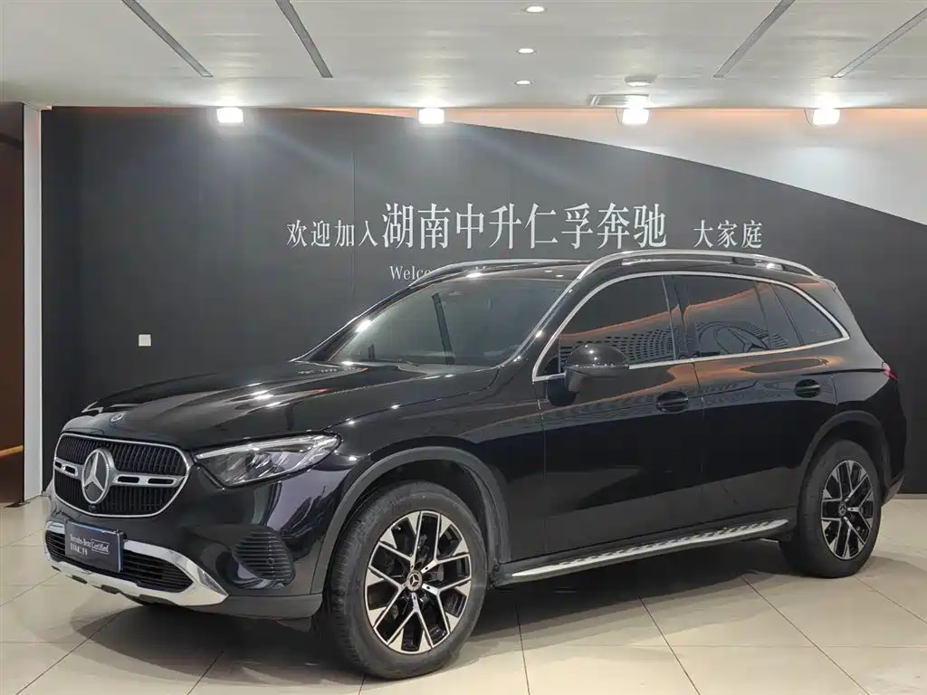 Mercedes-Benz GLC 2023