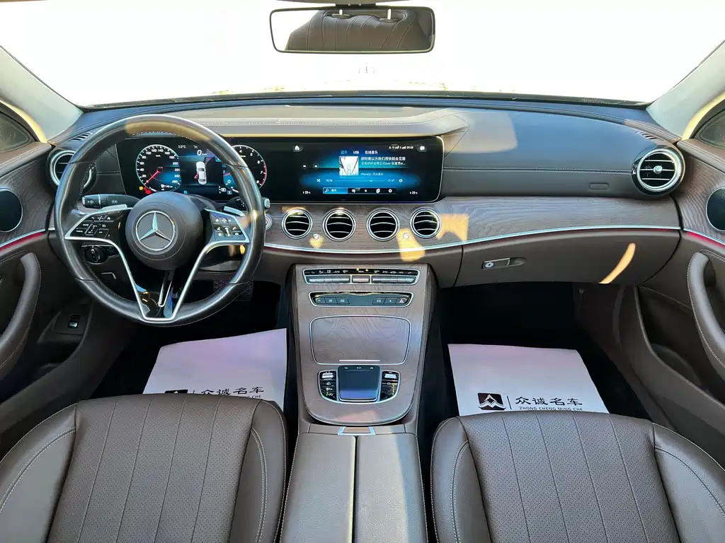 MERCEDES-BENZ E CLASS