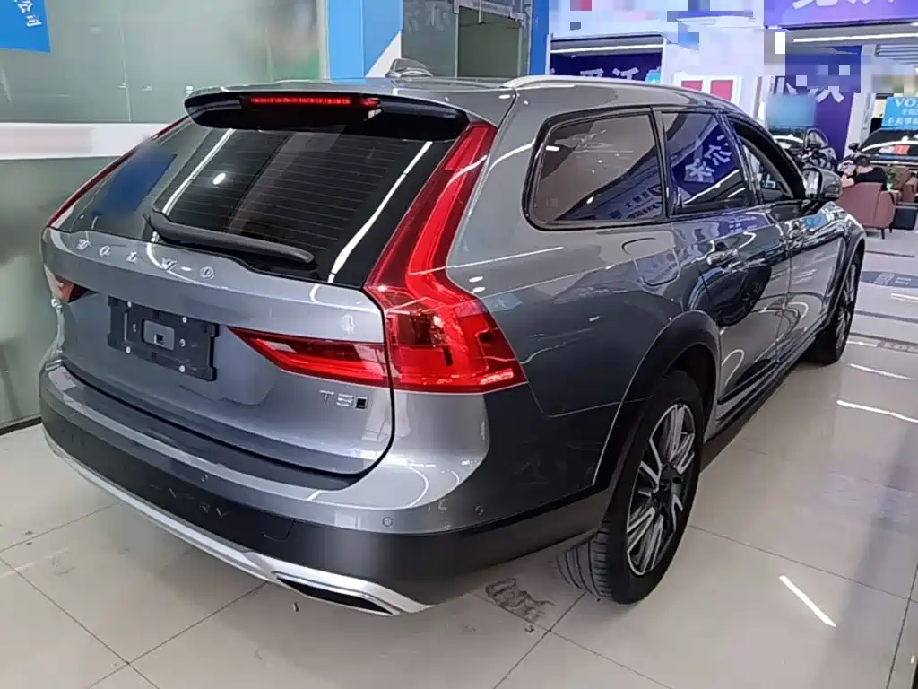 Volvo V90 — миниатюра 7