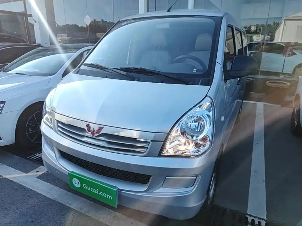 Wuling Rongguang S — миниатюра 2