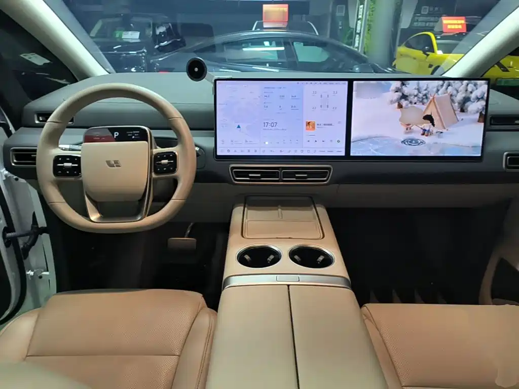 Li Auto Li MEGA — миниатюра 10