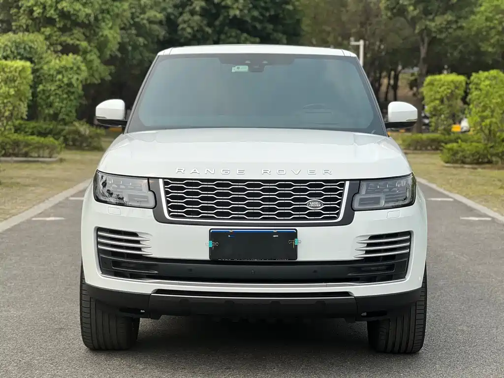 Land Rover Range Rover 2022 3.0 L6 400PS Long Wheelbase