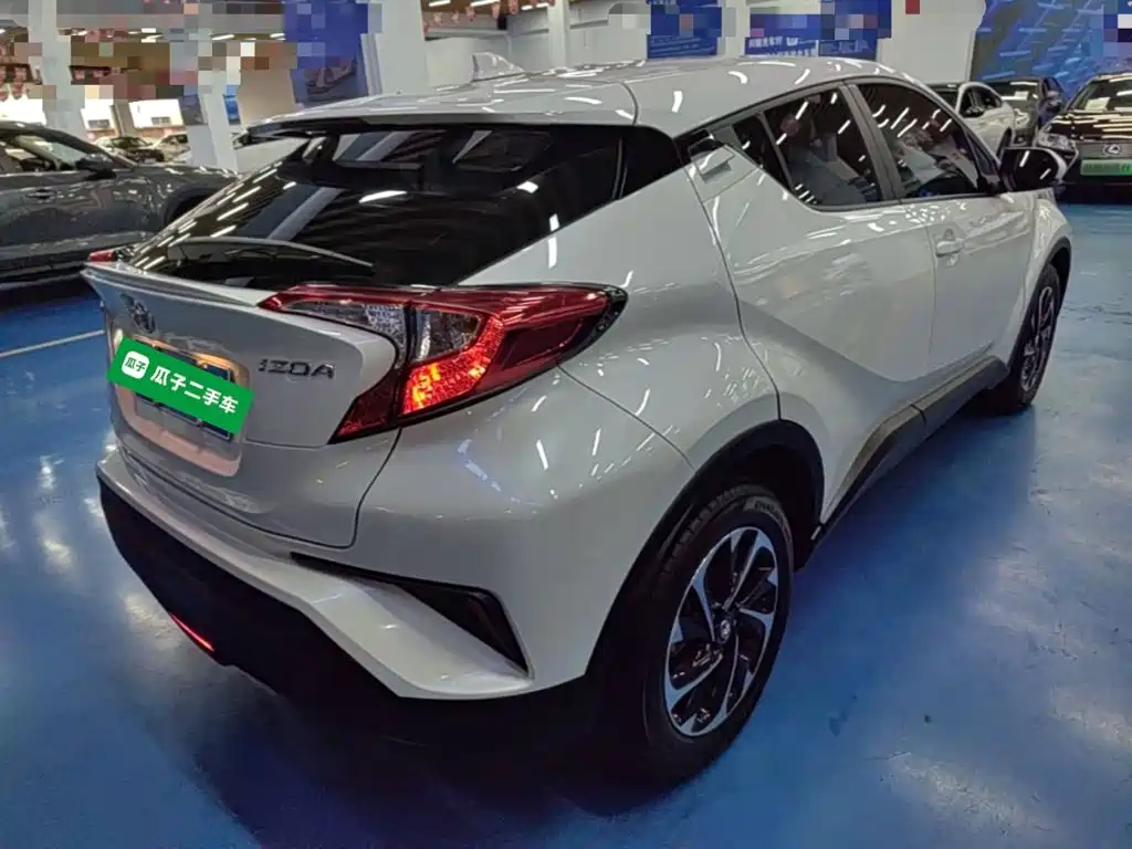 Toyota IZOA — миниатюра 7