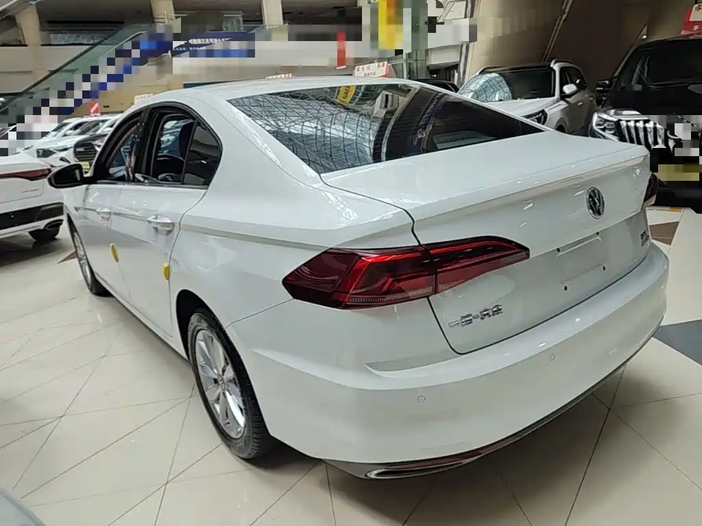 Volkswagen Bora — миниатюра 5