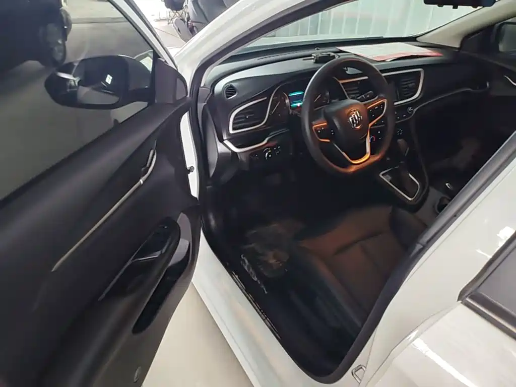 Buick Excelle — миниатюра 16