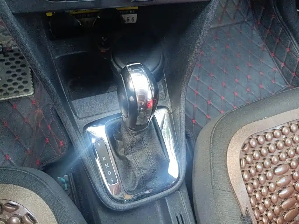 Volkswagen Jetta — миниатюра 7