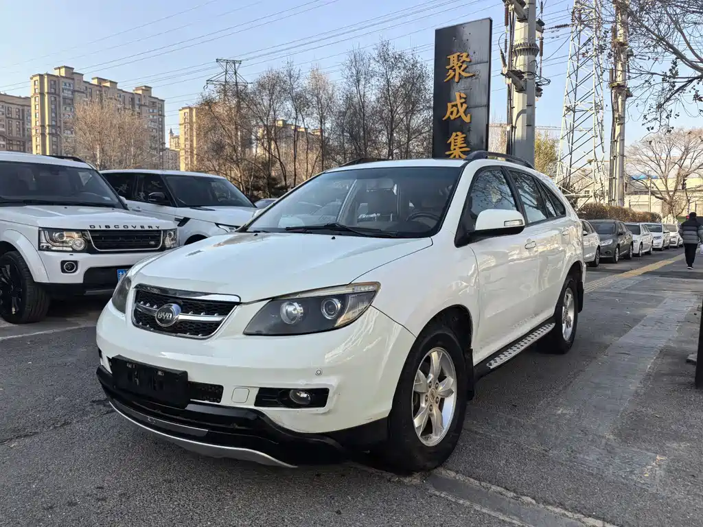 Byd S6 2013