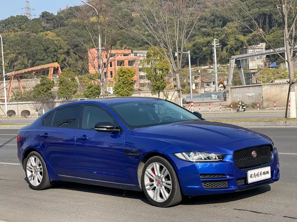Jaguar XEL 2019