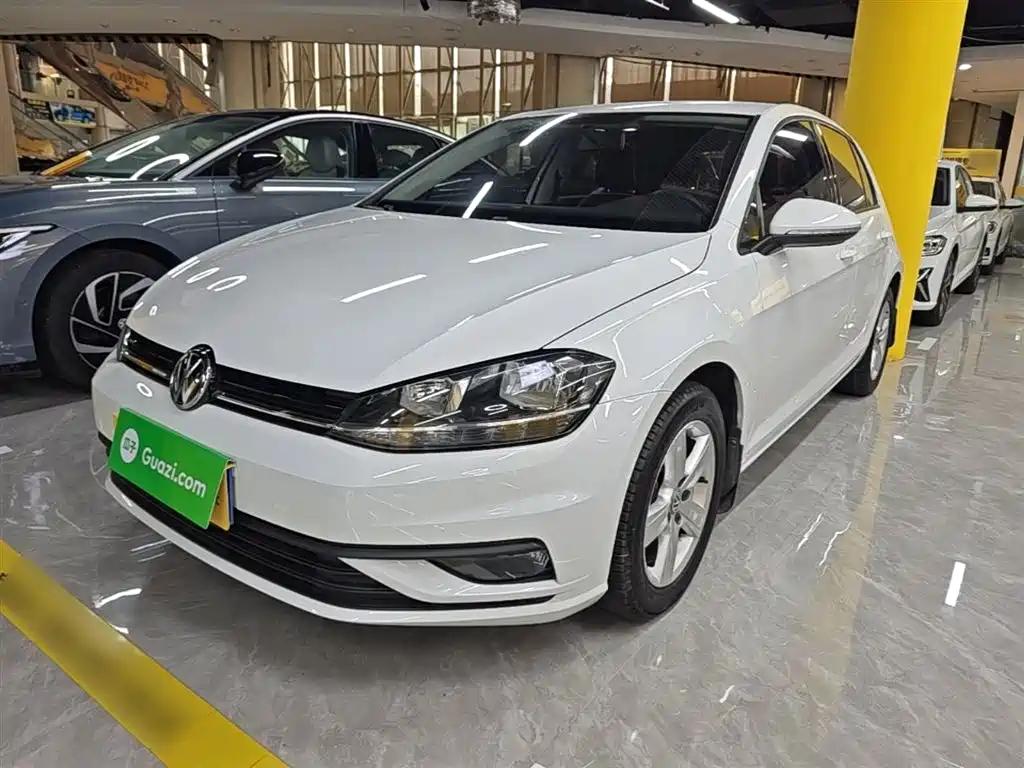 Volkswagen Golf 2018 1.6L AT Fashion