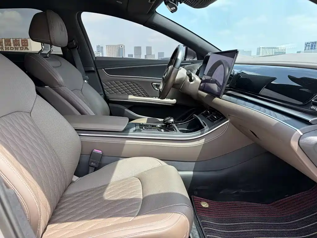 BYD Han — миниатюра 15