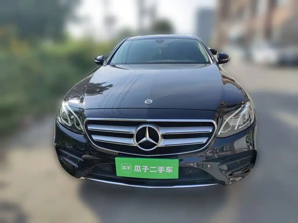 Mercedes-Benz E-Class — миниатюра 23