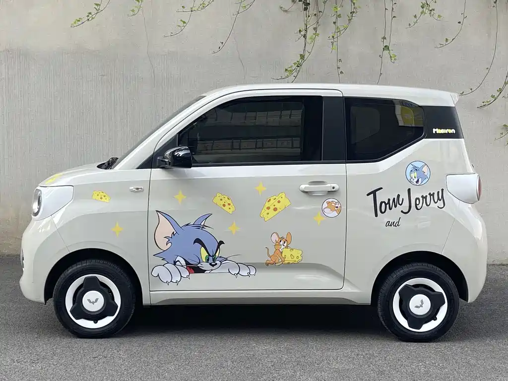 Wuling MINIEV — миниатюра 4