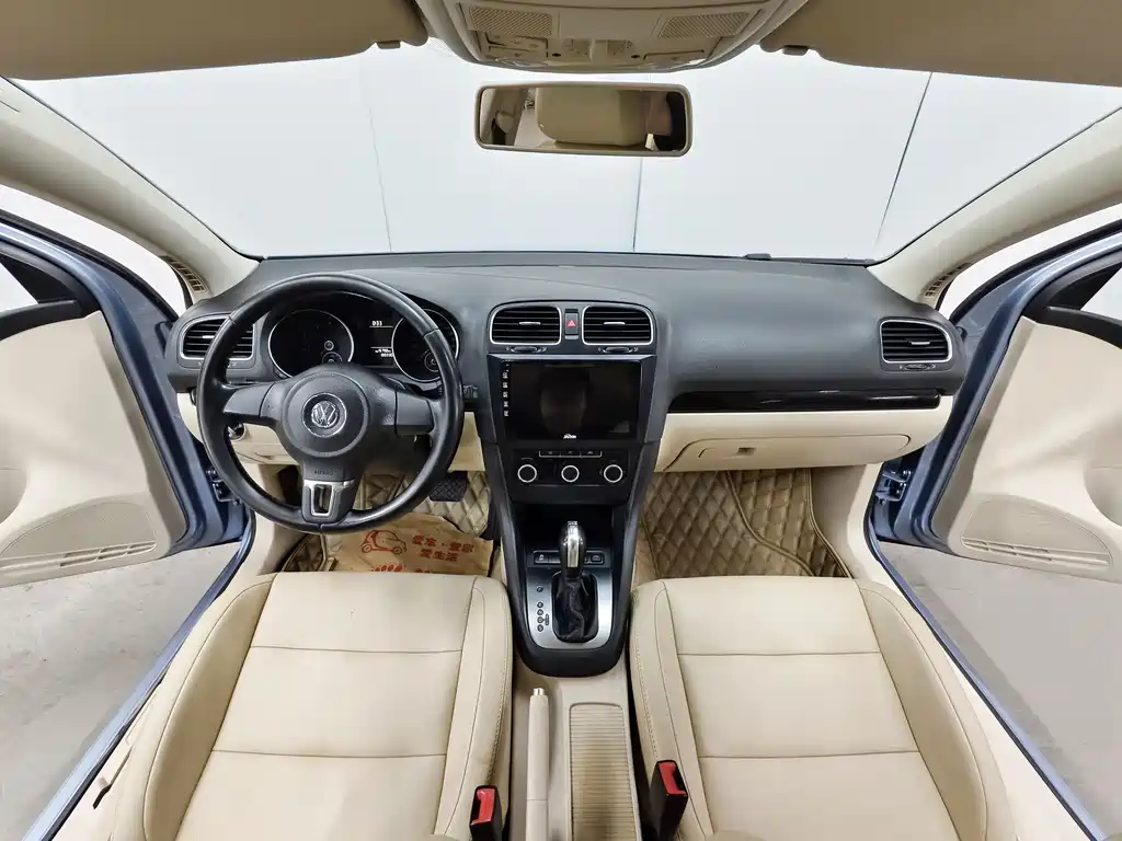 Volkswagen Golf 2012 1.4TSI AT Comfort