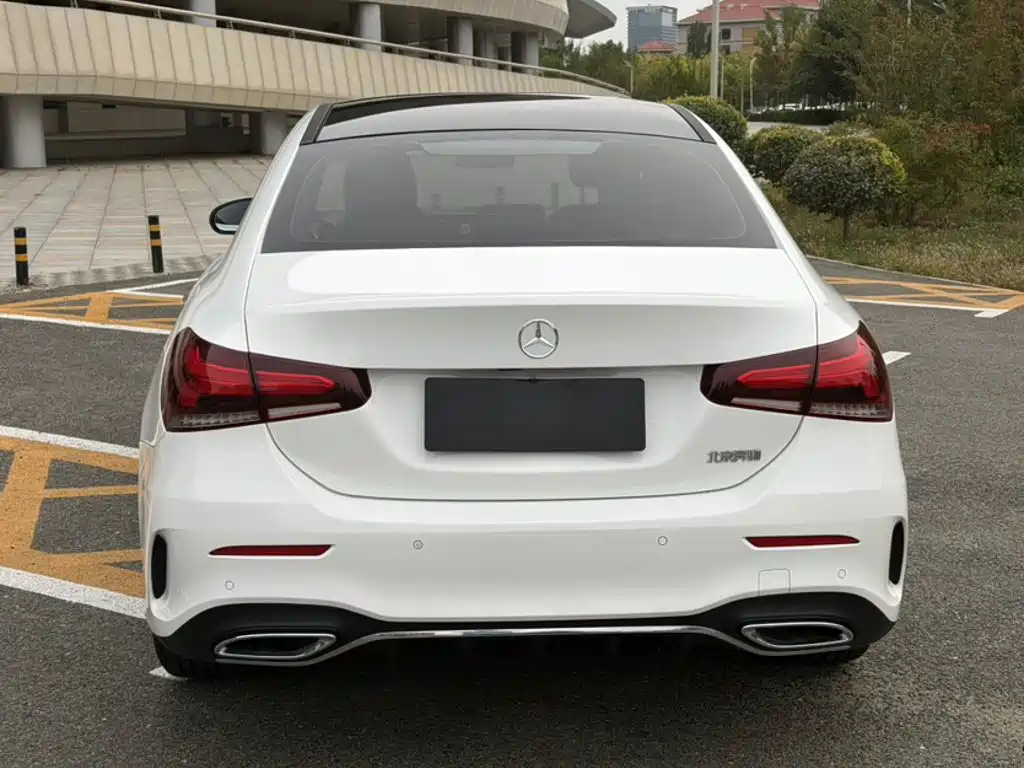 Mercedes-Benz A-Class — миниатюра 6