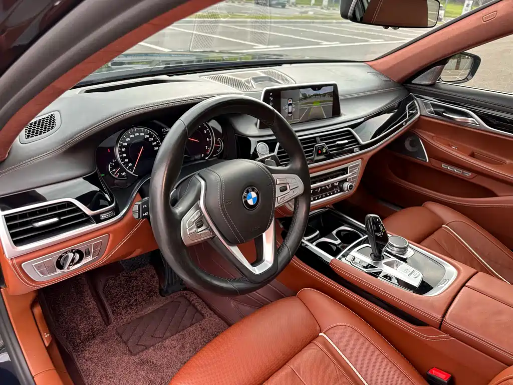 BMW 7 Series — миниатюра 36