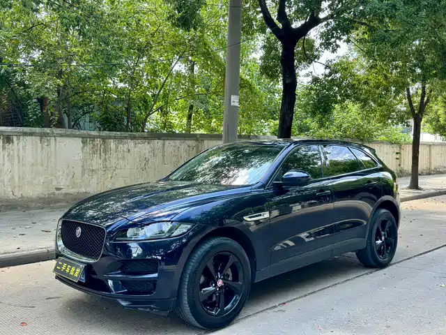 JAGUAR  F PACE 2020