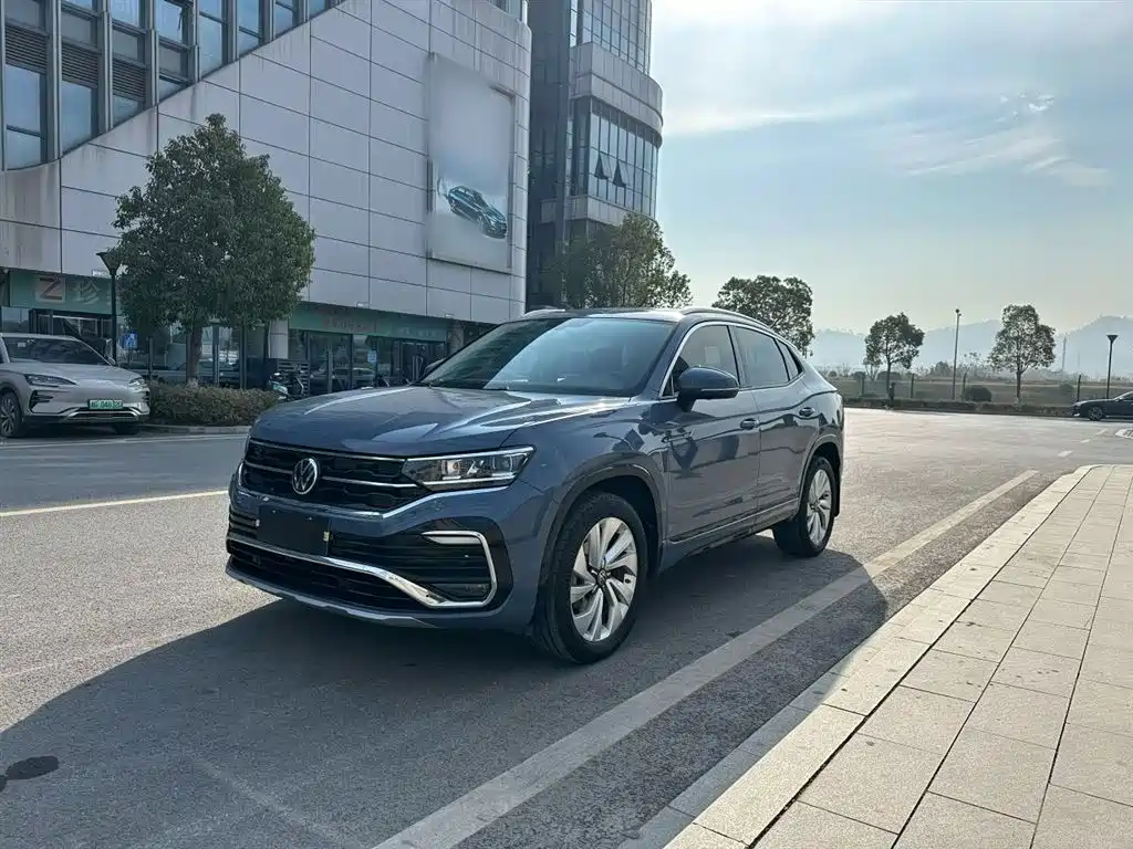 Volkswagen X 2021