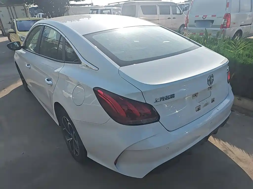 MG MG5 — миниатюра 5