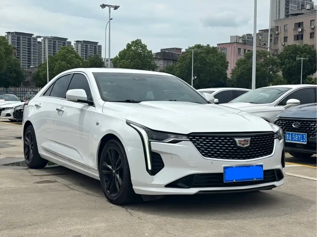 CADILLAC  CT4