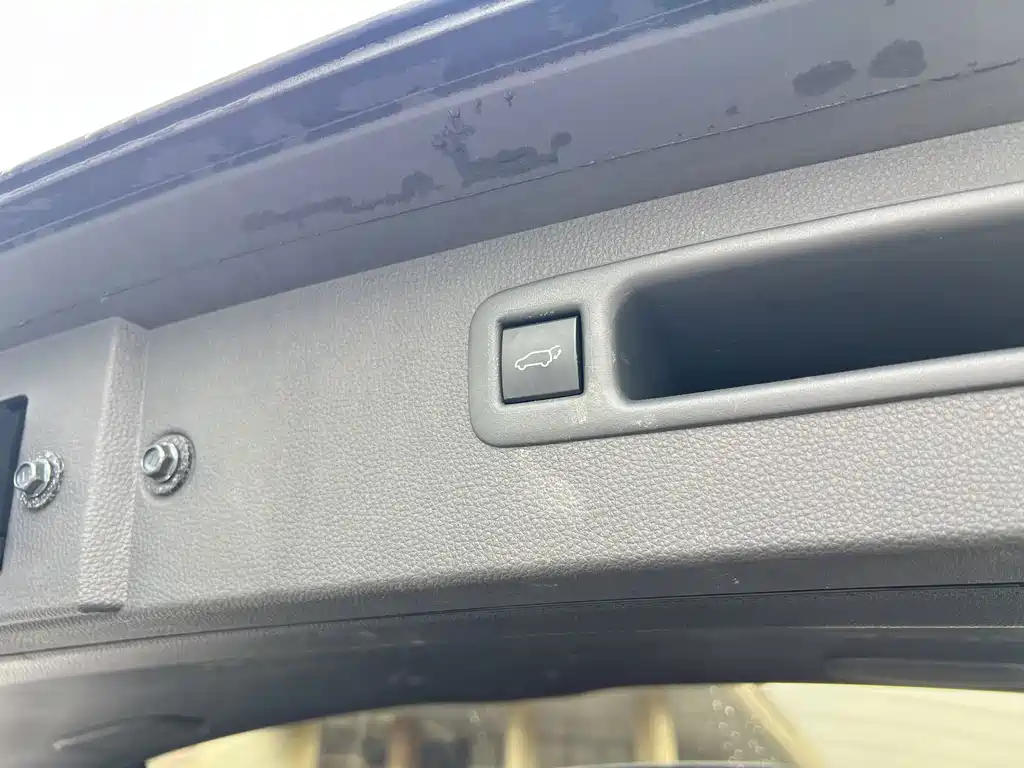 Toyota Highlander — миниатюра 17