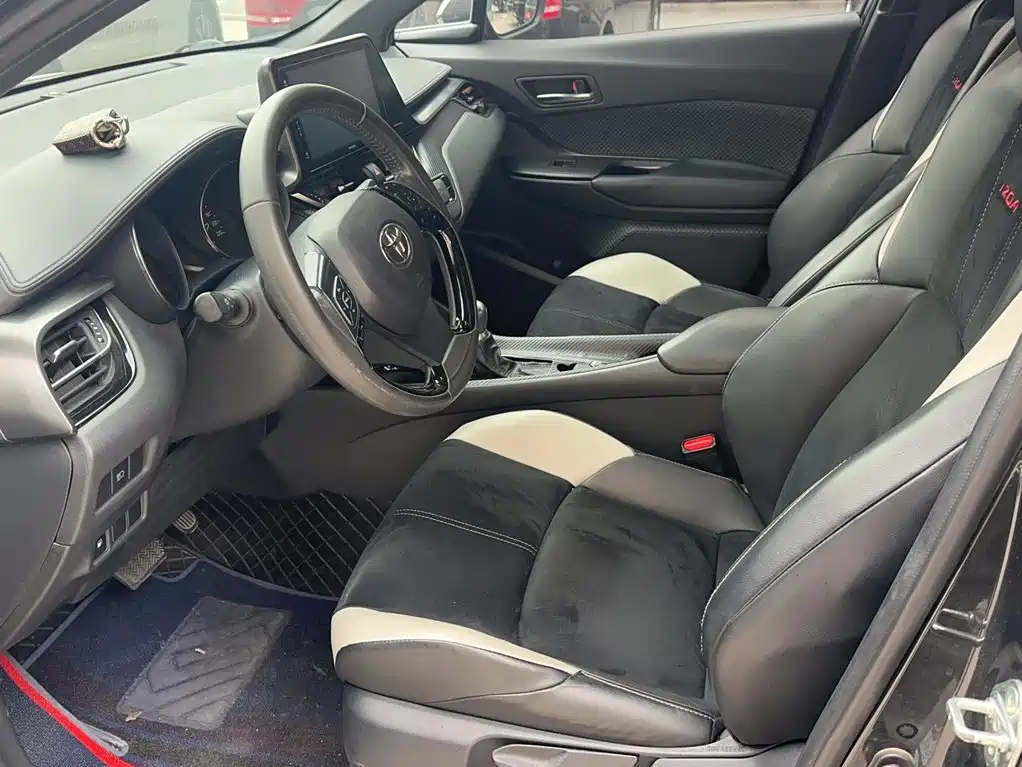 Toyota IZOA — миниатюра 13