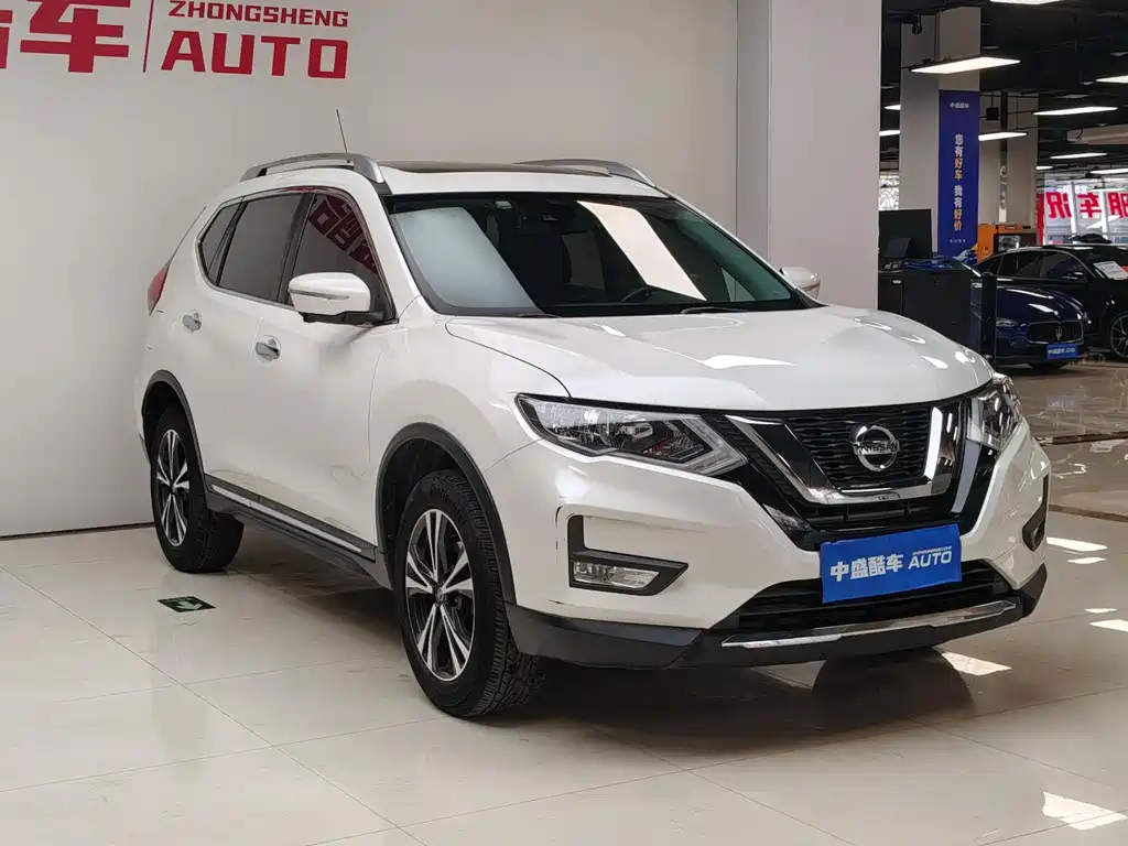 Nissan X-Trail 2017 2.5L CVT Luxury 4WD