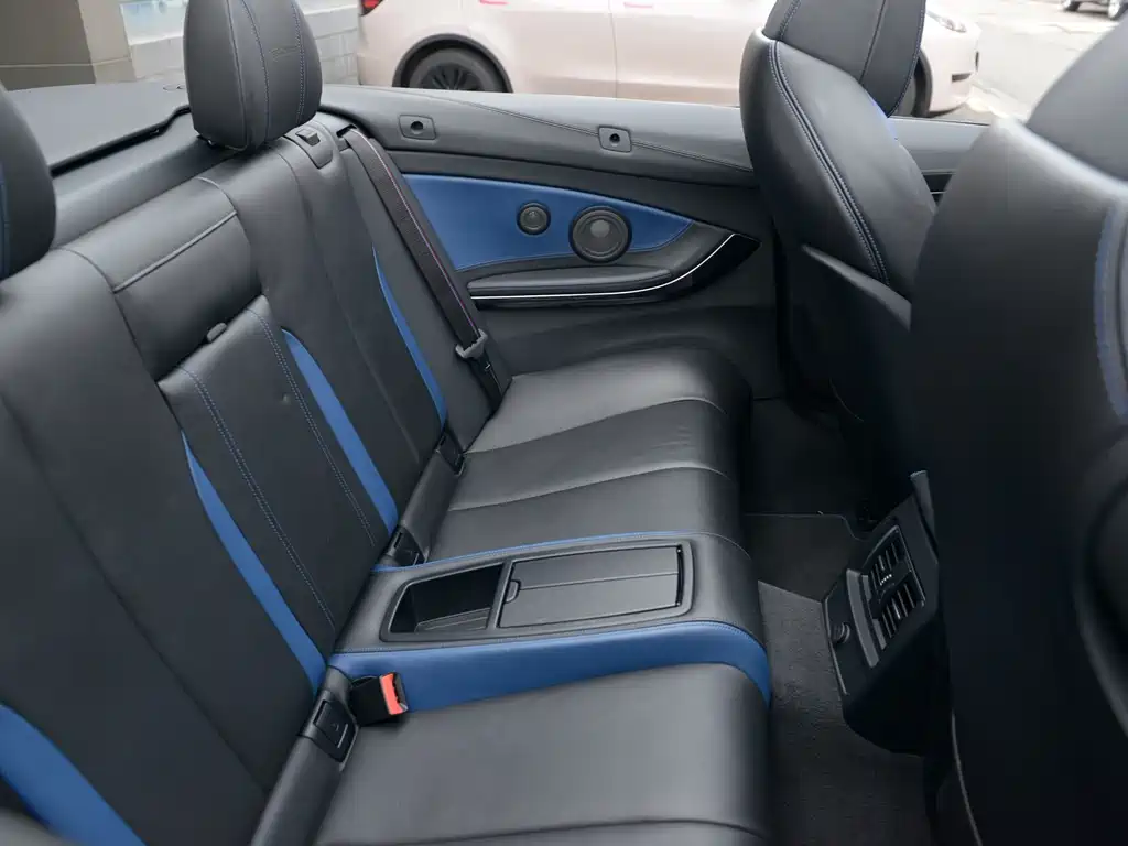 BMW M4 M4 Convertible Coupe Charm Limited Edition, фото 6