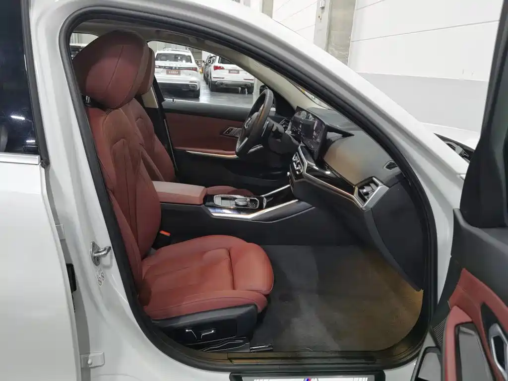 BMW 3 Series — миниатюра 23