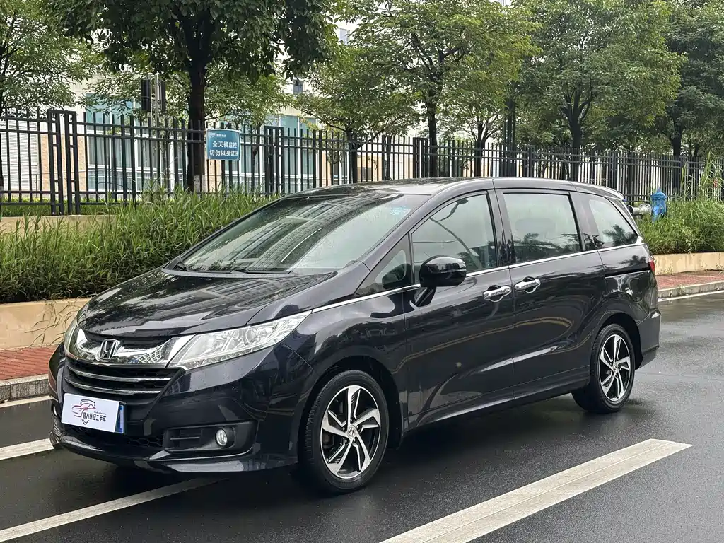 Купить Honda Odyssey