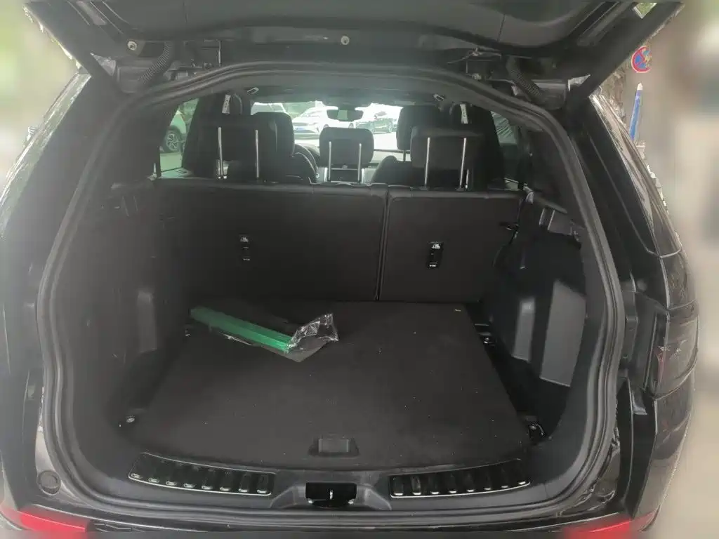 Land Rover Discovery Sport Hybrid — миниатюра 15