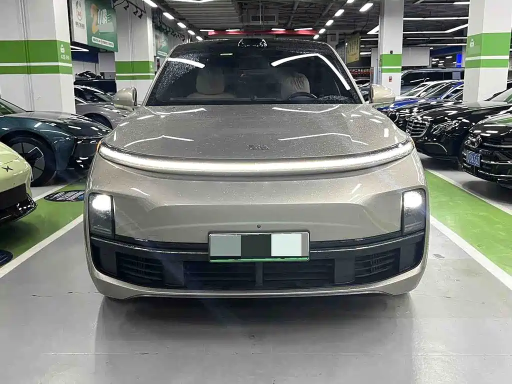 Li Auto Li L9 — миниатюра 2