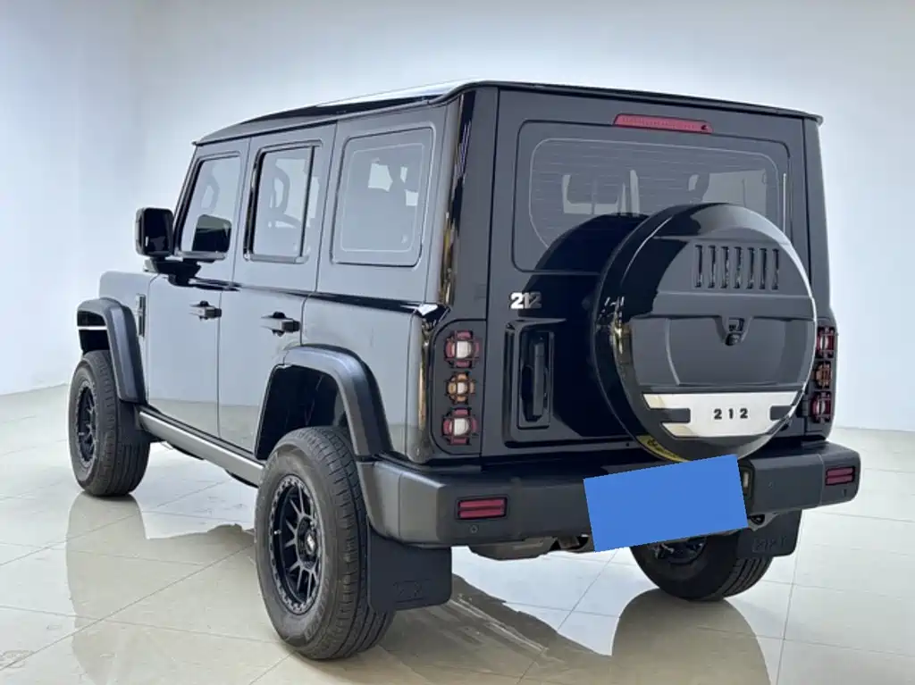 212 212 T01 — миниатюра 5