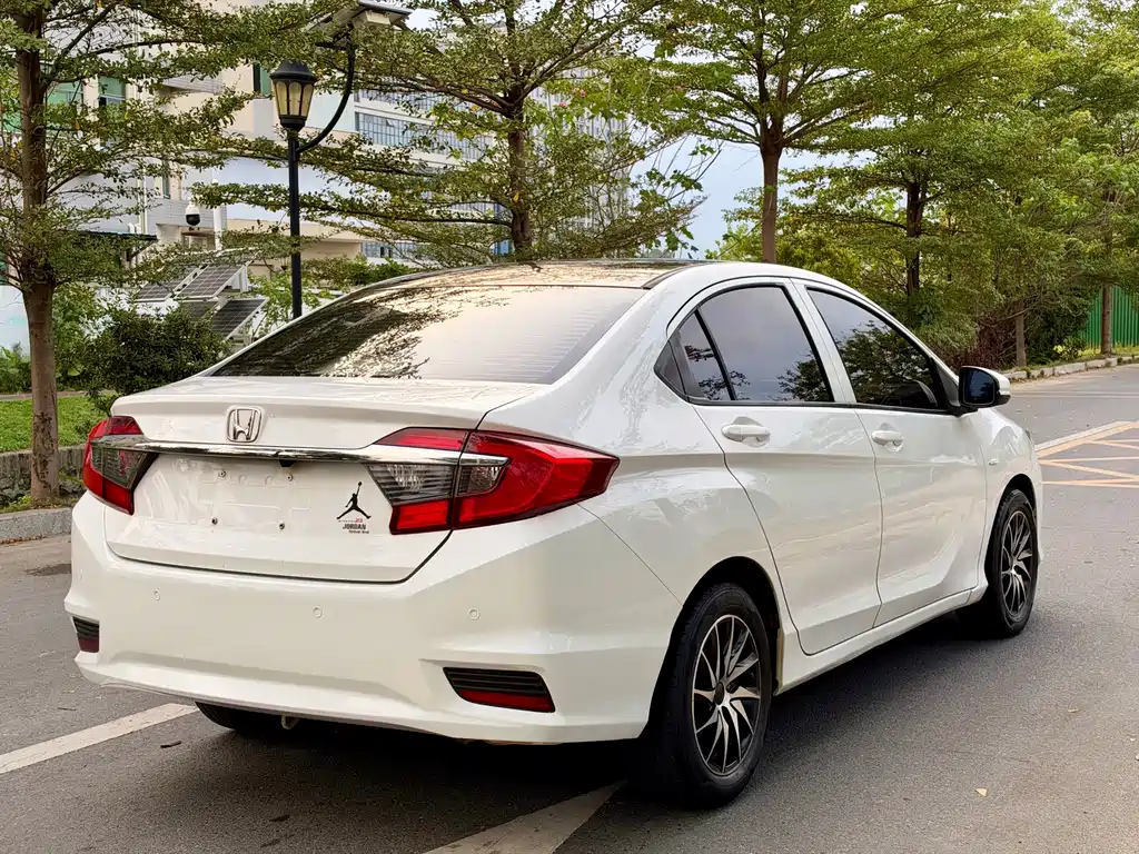 Honda Greiz — миниатюра 7