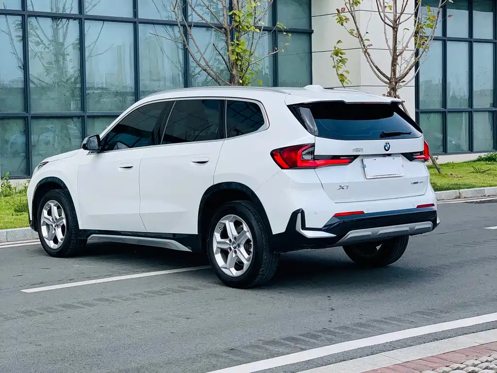 BMW X1 — миниатюра 5