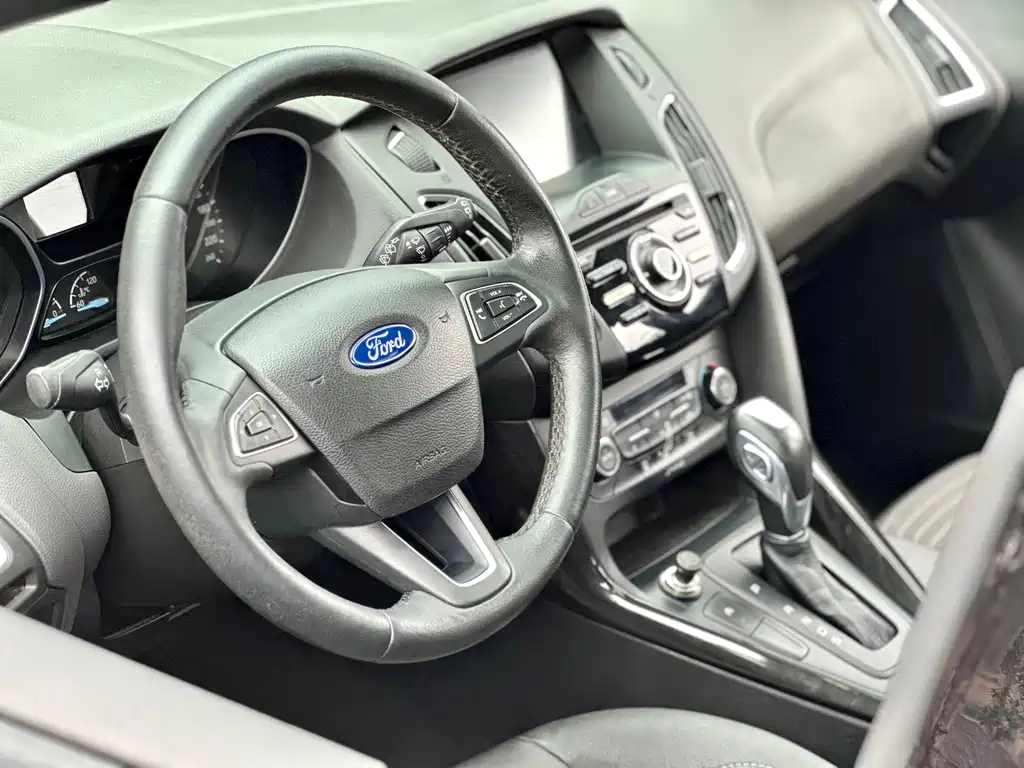 Ford Focus — фотографии объявления, Фото 21