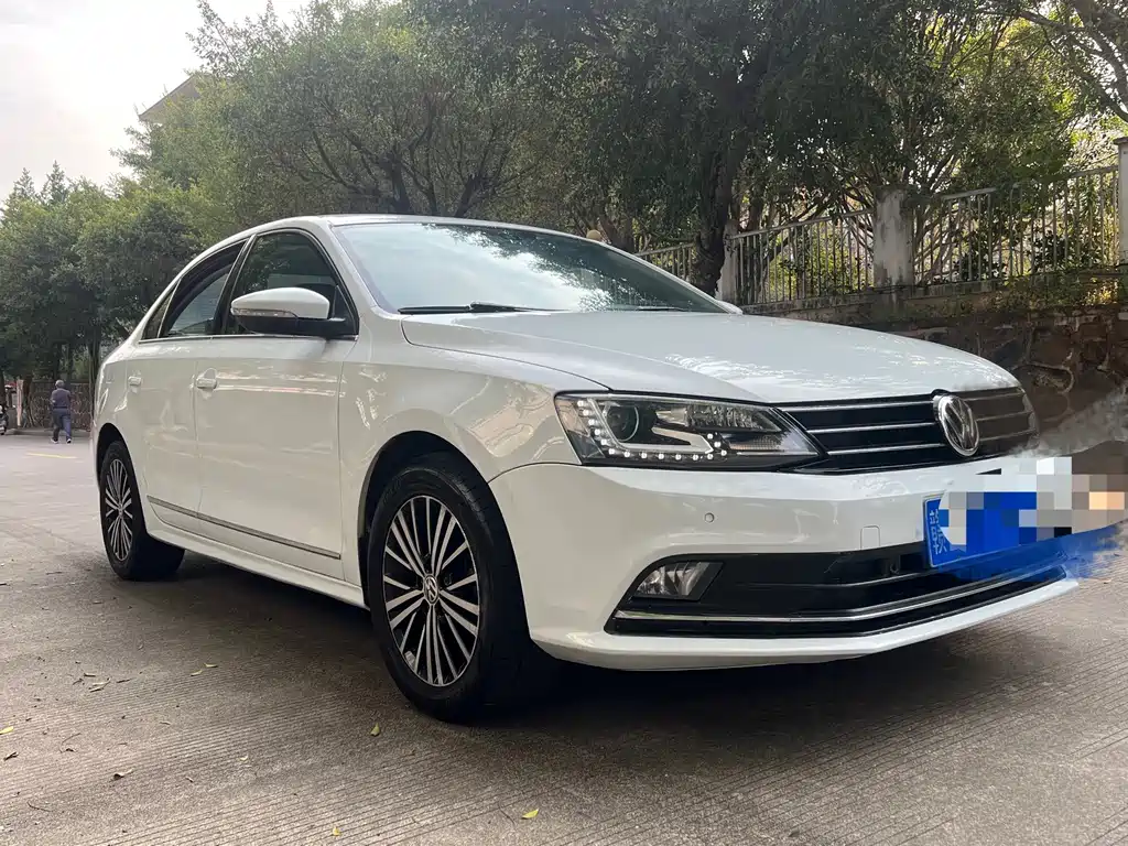 Volkswagen Sagitar — миниатюра 3