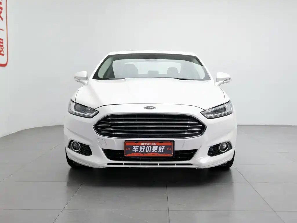 Ford Mondeo 2013 2.0L GTDi200 Luxury