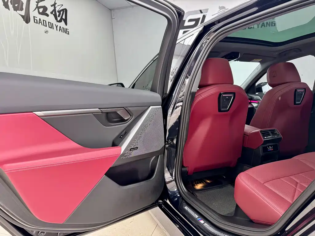 BMW 5 Series — миниатюра 10