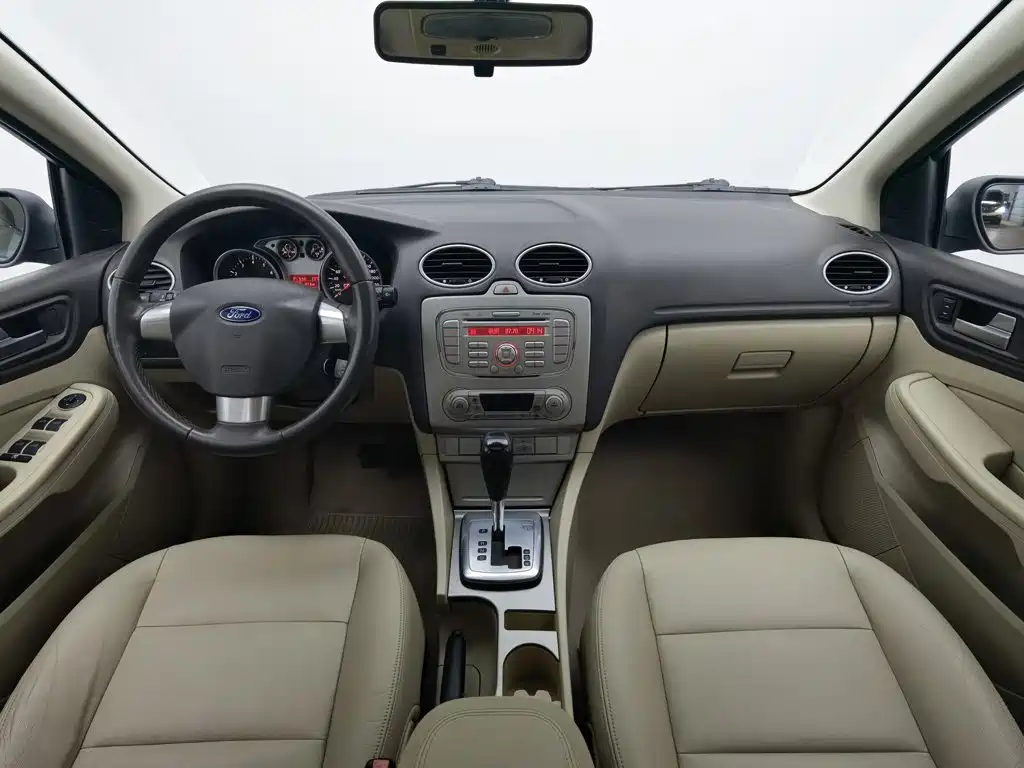 Ford Focus — миниатюра 5
