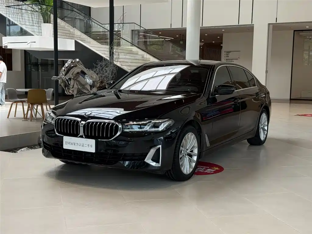 BMW 5 Series 2021
